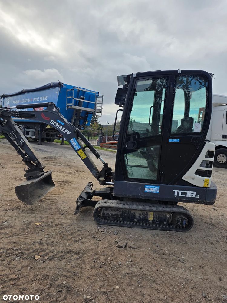 Schaeff Tc19 2 - 1
