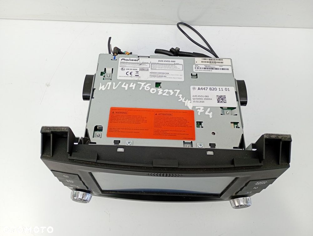 radio ekran wyświetlacz monitor mercedes vito W447 A4478201101 - 4