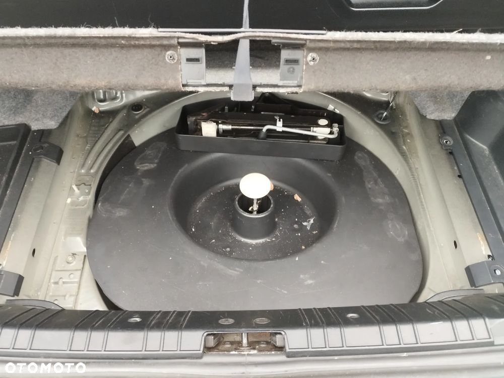 BMW Seria 3 - 29