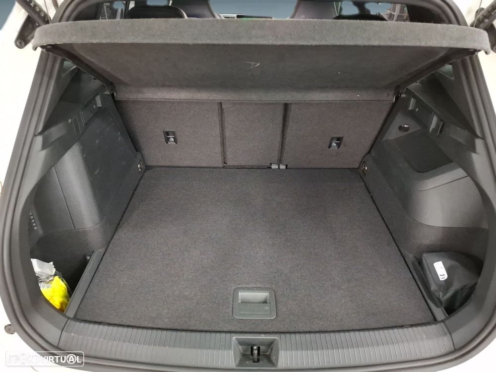 VW Tiguan 1.5 TSI eHybrid R-Line DSG - 24