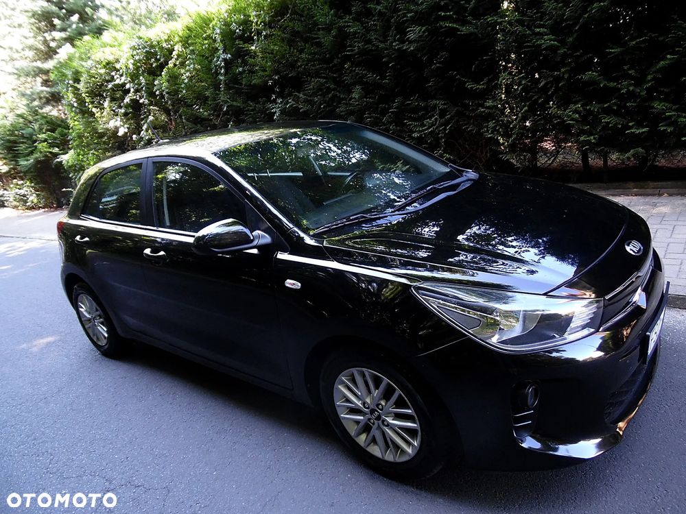 Kia Rio - 10