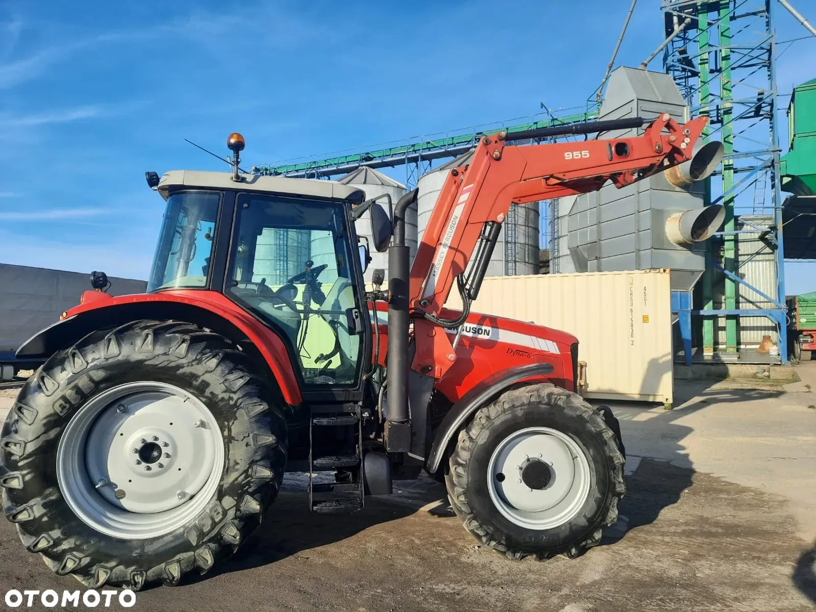Massey Ferguson 6465 - 12