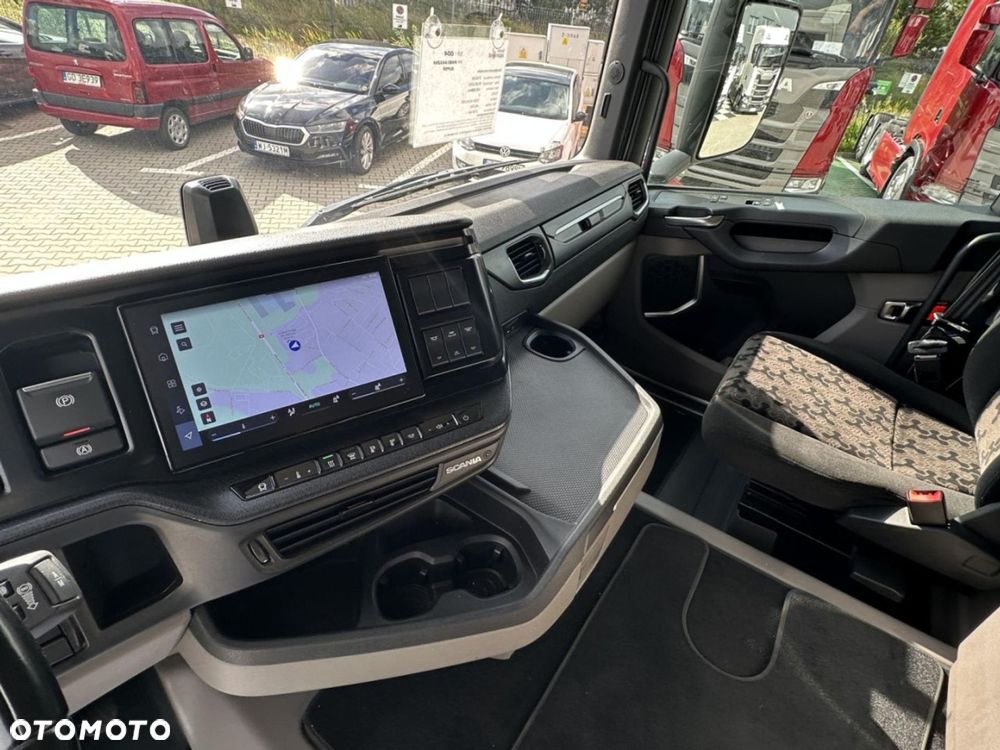 Scania R 460 A4x2NA - 14