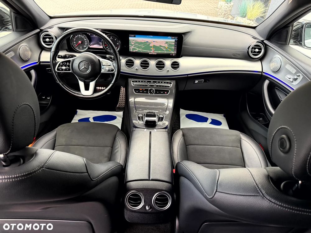 Mercedes-Benz Klasa E 400 d 4Matic 9G-TRONIC AMG Line - 8