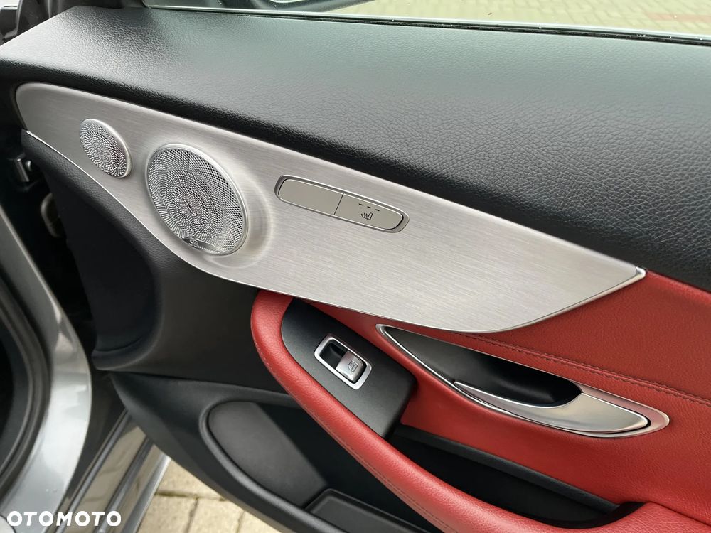 Mercedes-Benz Klasa C 200 4-Matic 9G-TRONIC - 20