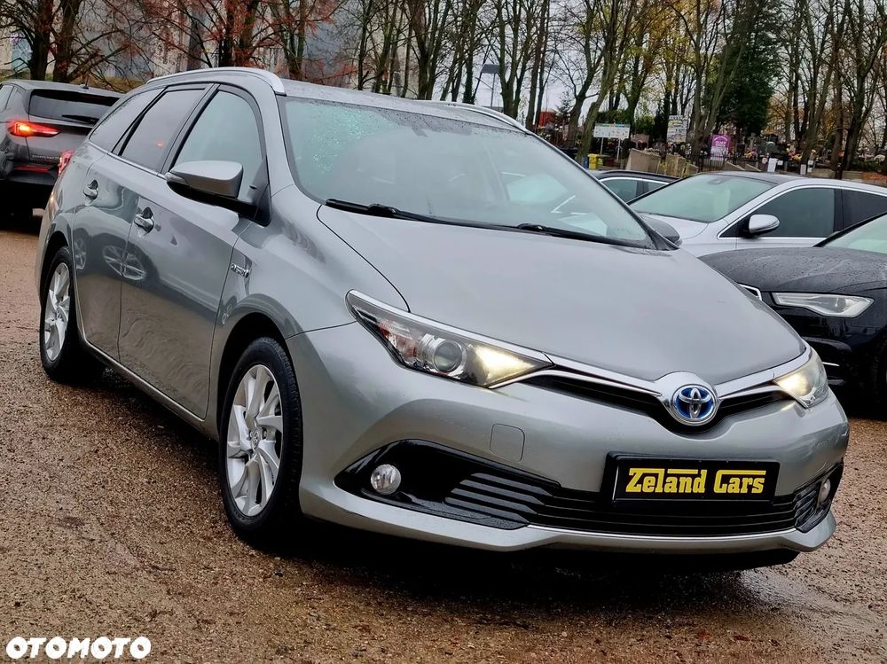 Toyota Auris Hybrid 135 Comfort - 3