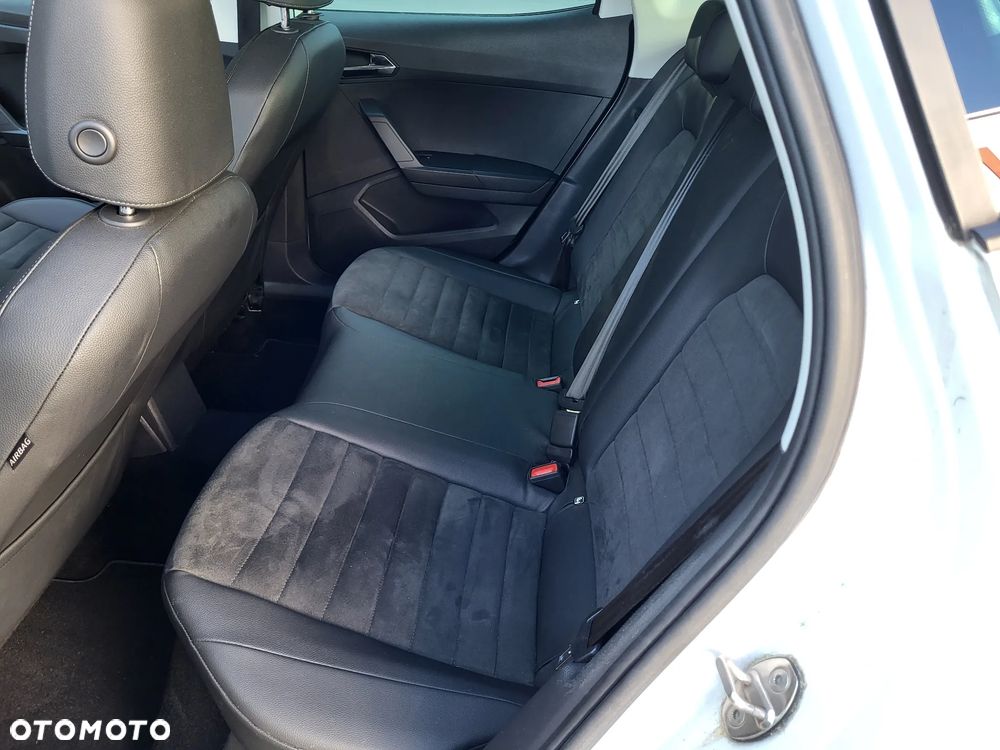 Seat Arona - 12