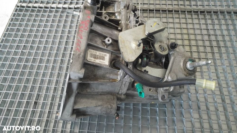 Cutie viteze 320105790r 1.5 dci euro 6 b k9k g666 dacia duster - 4