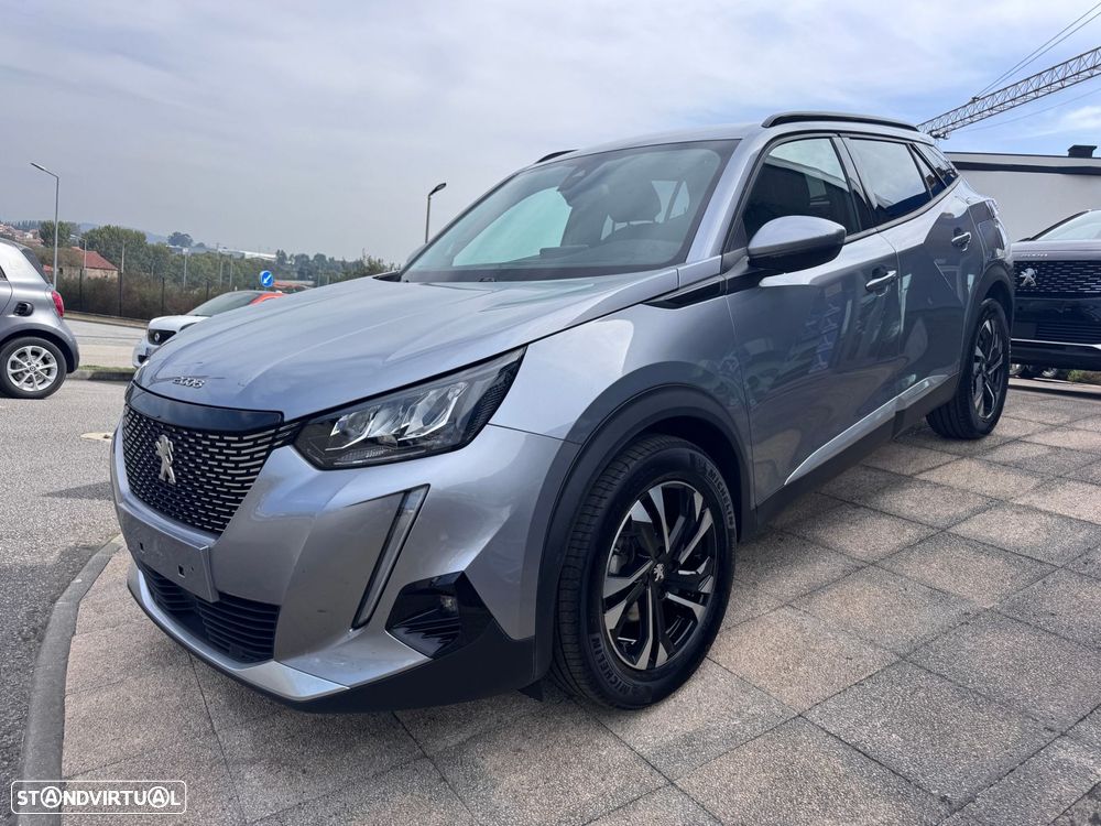 Peugeot 2008 1.2 PureTech Allure EAT8 - 3