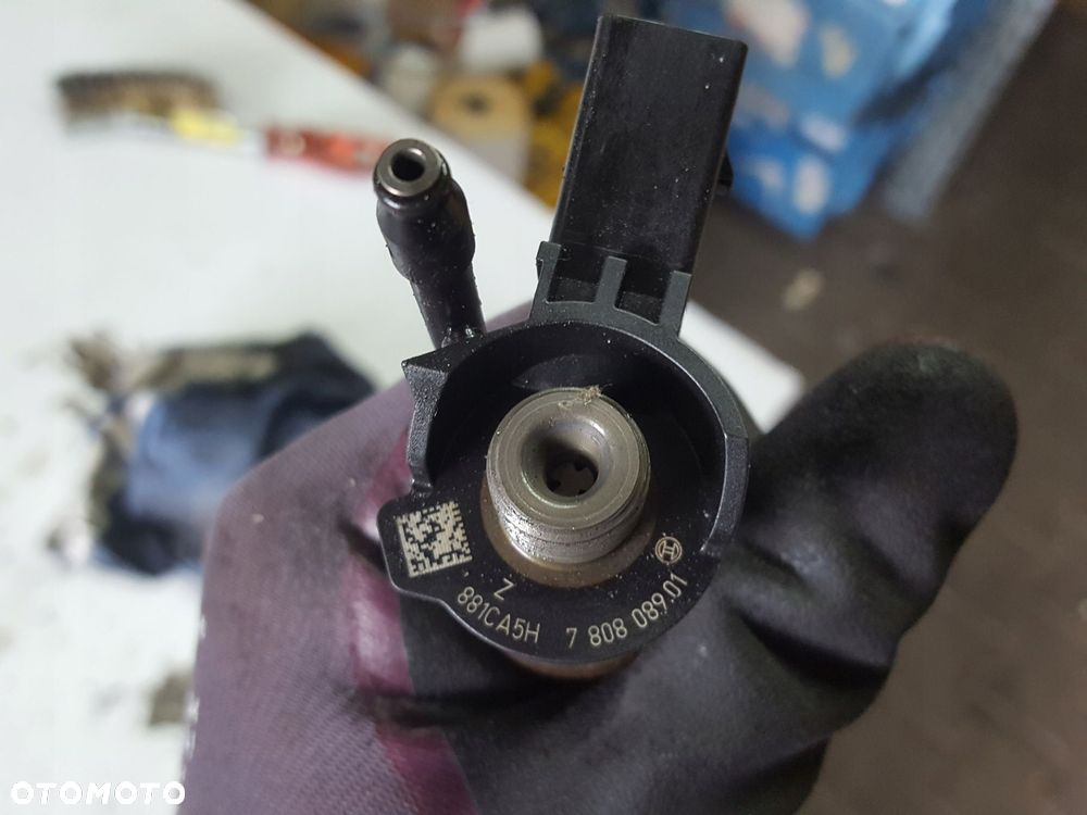 BMW X5 E70 E60 E90 3.0 D 286KM M57N2 WTRYSK WTRYSKIWACZ - 2