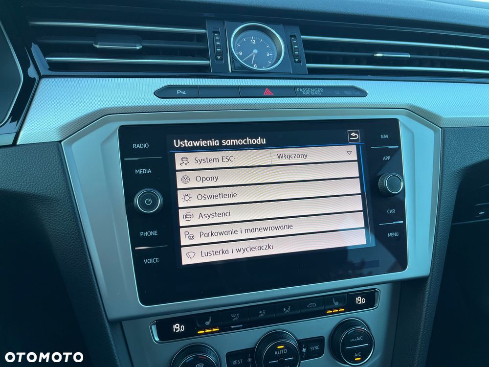 Volkswagen Passat Variant 1.5 TSI OPF DSG Business - 20