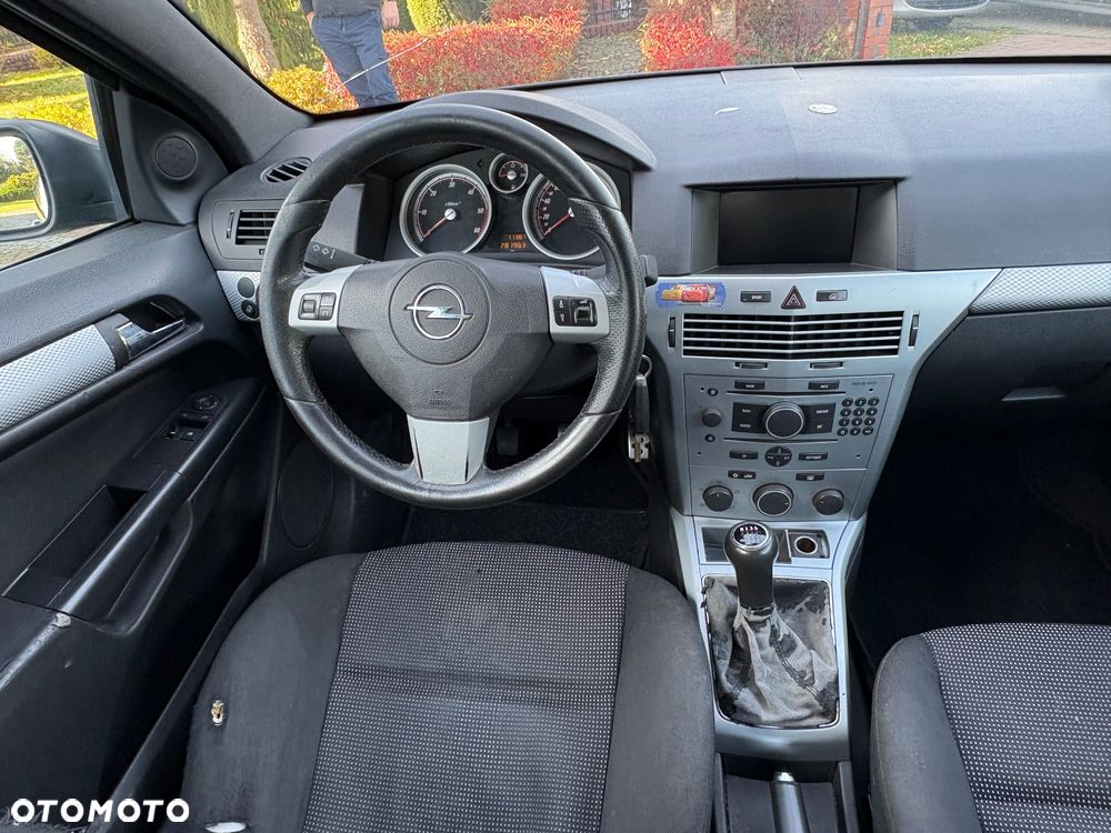 Opel Astra GTC 1.9 CDTI Sport - 12