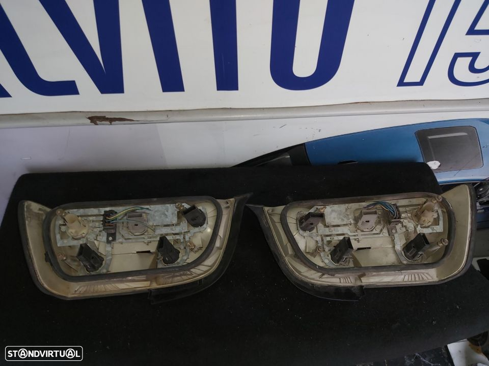 Farolins Bmw 318i  3 portas  originais - 2