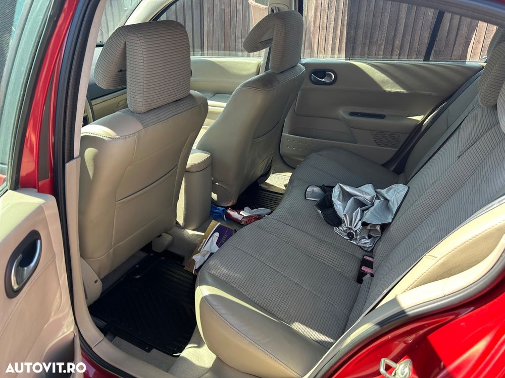 Renault Megane II 1.6 Influence - 5