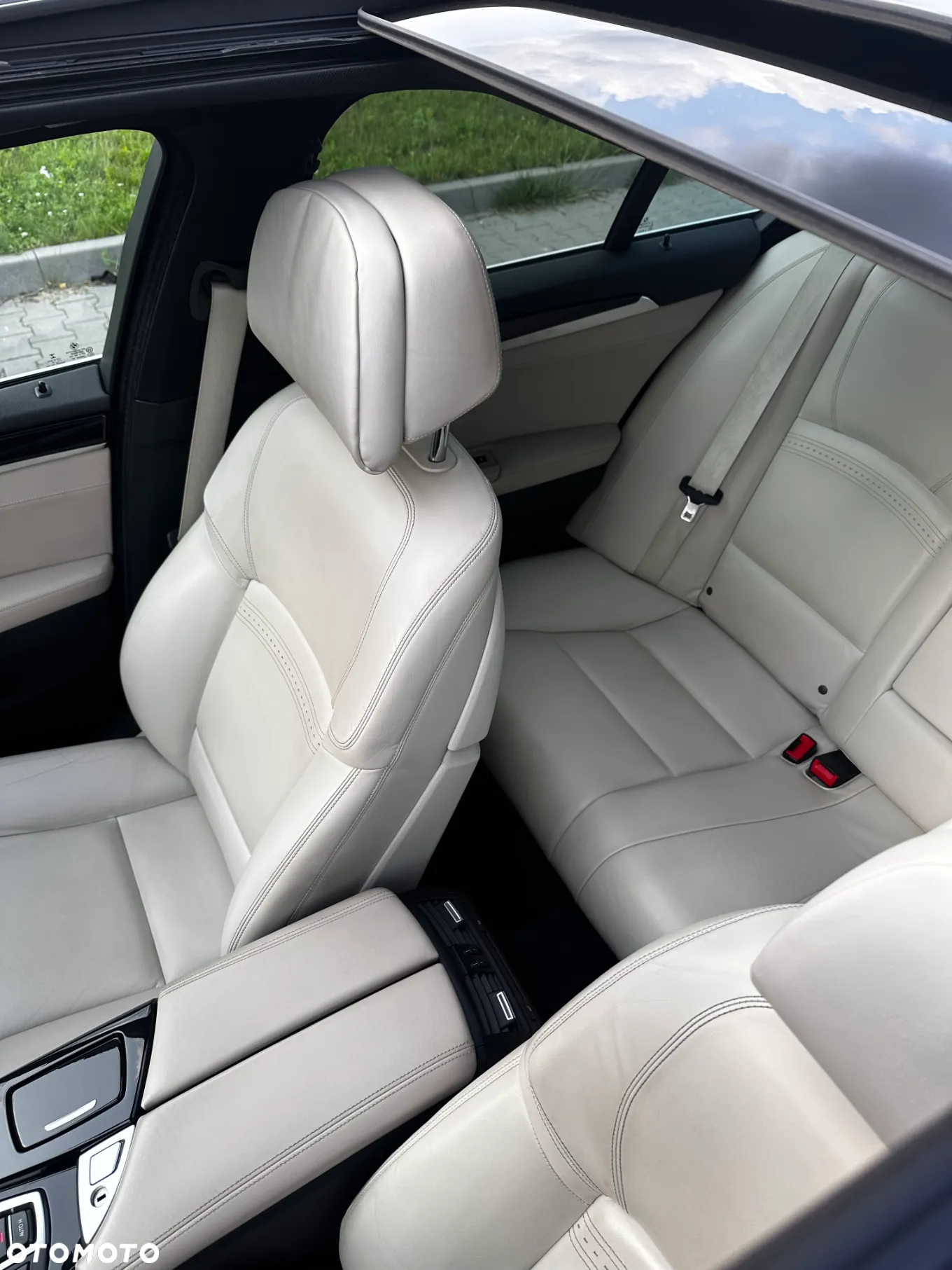 BMW Seria 5 525d xDrive Luxury Line - 30
