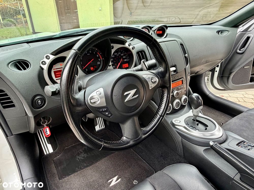 Nissan 370 Z Black Edition - 24