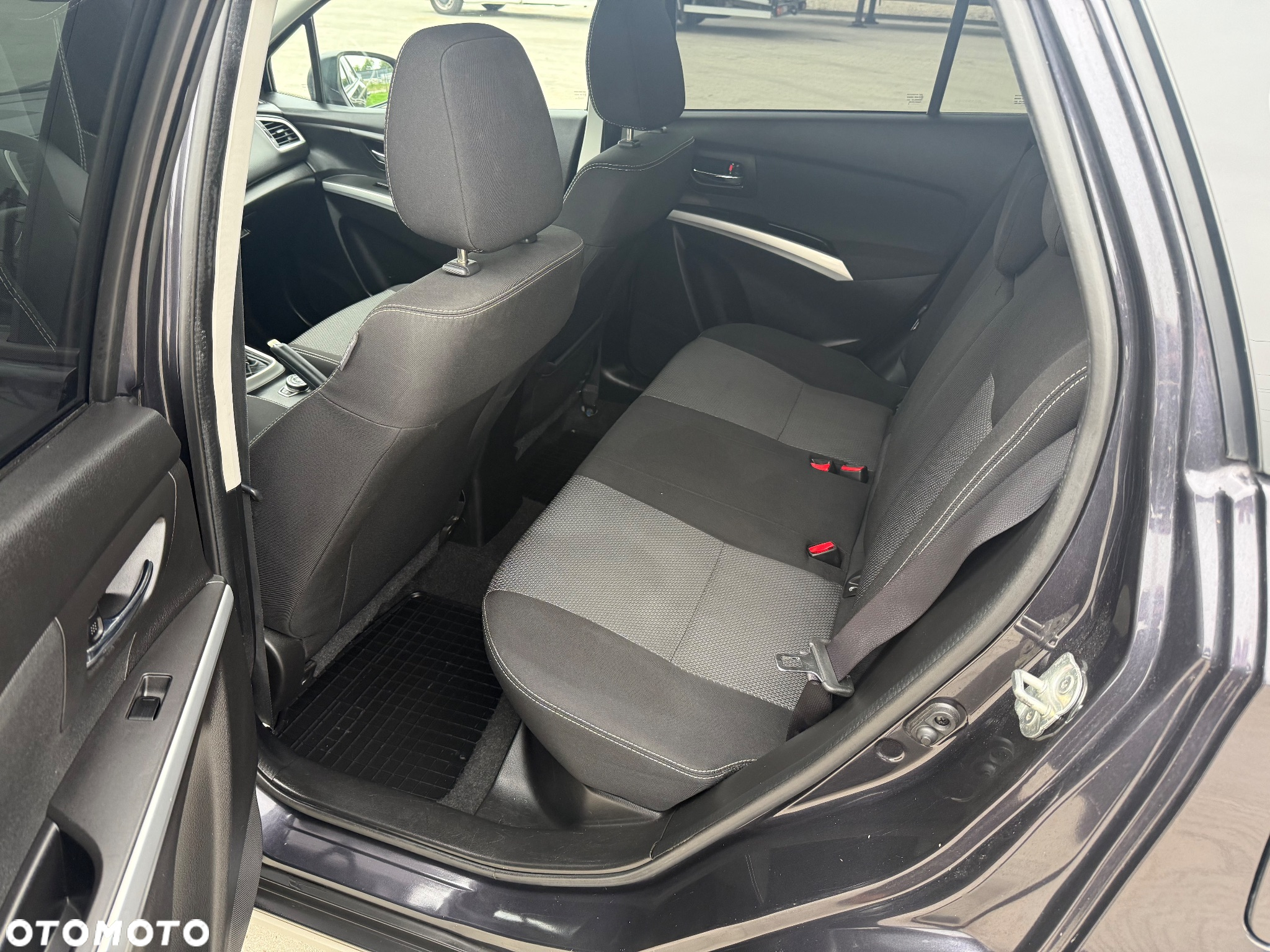 Suzuki SX4 S-Cross 1.6 DDiS Premium 4WD - 14