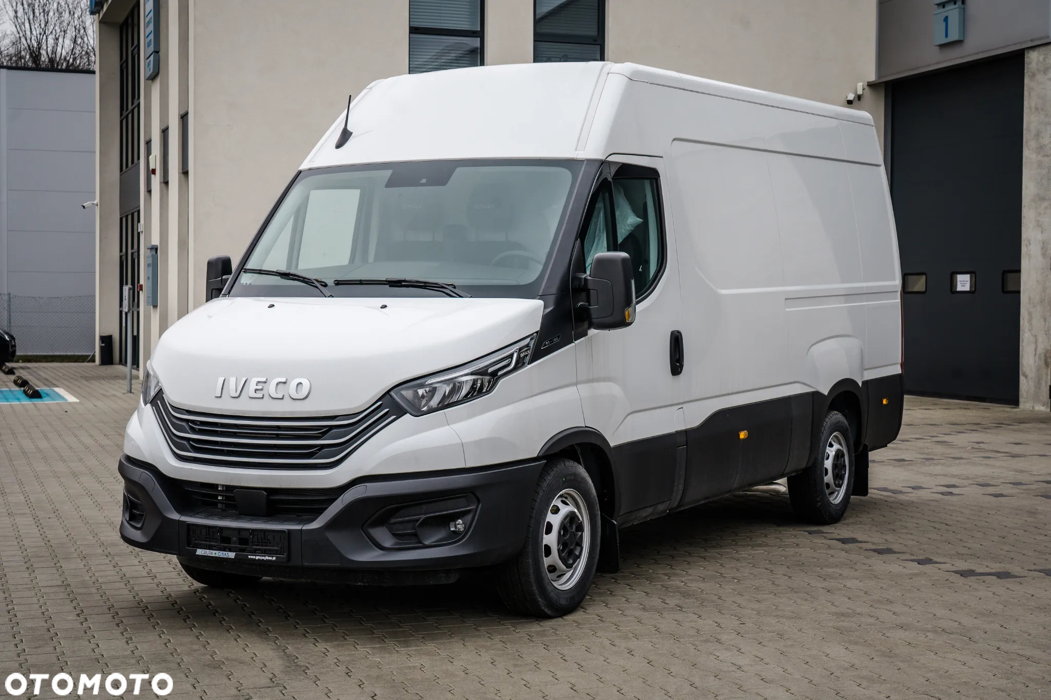 Iveco 35S16V L3H2 od reki Bogato wyposażony ! - 7