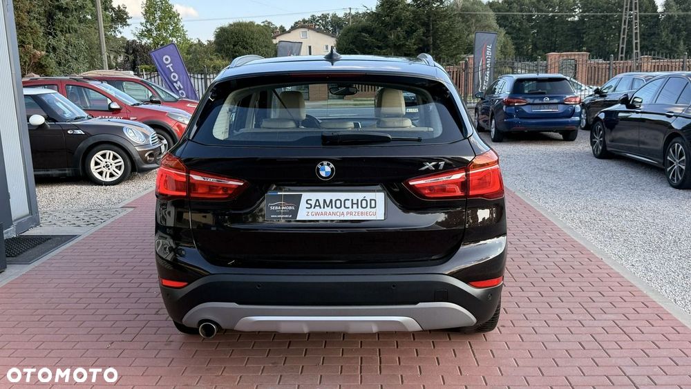 BMW X1 xDrive18d Business Edition sport - 11