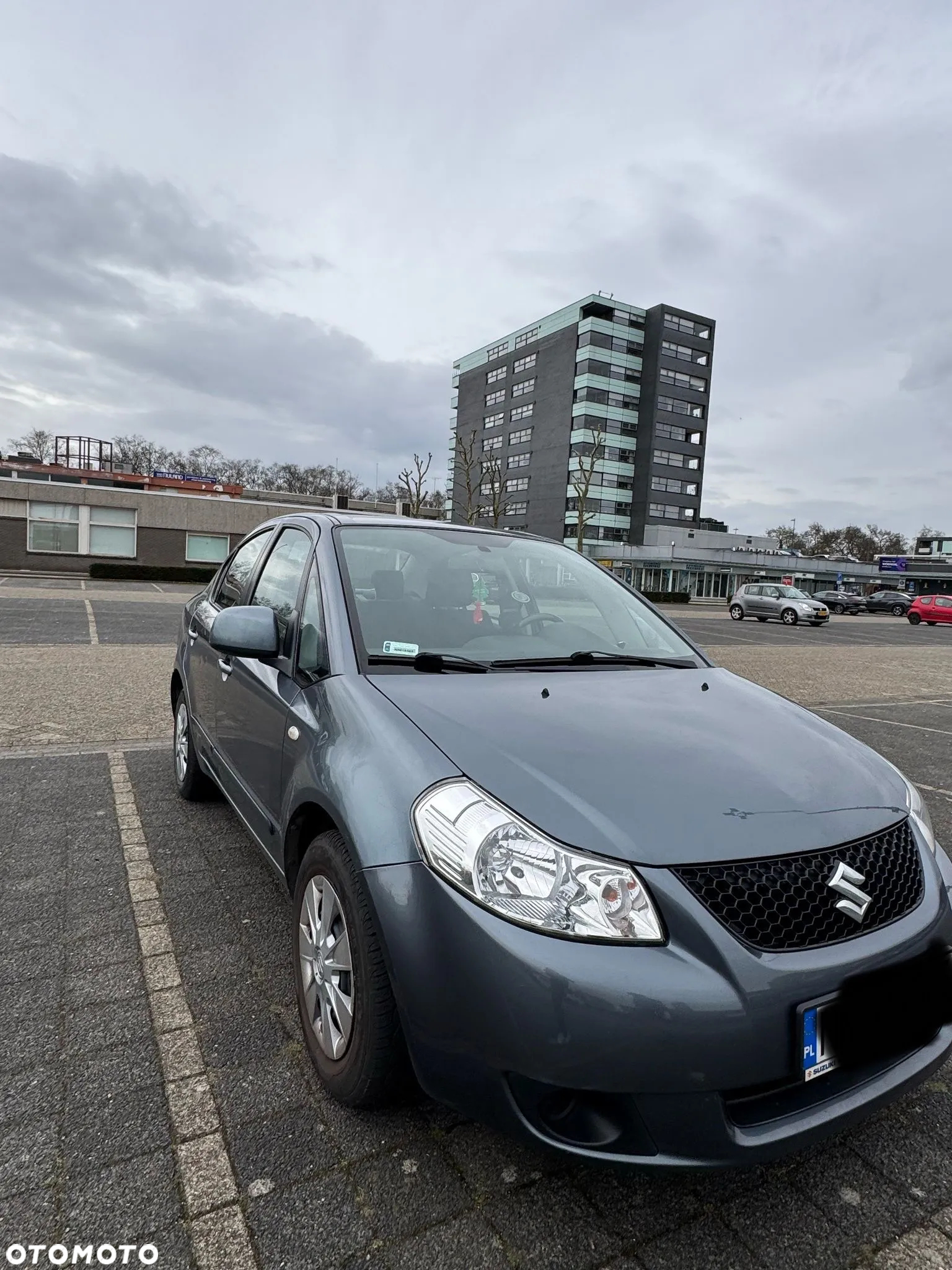 Suzuki SX4 - 10