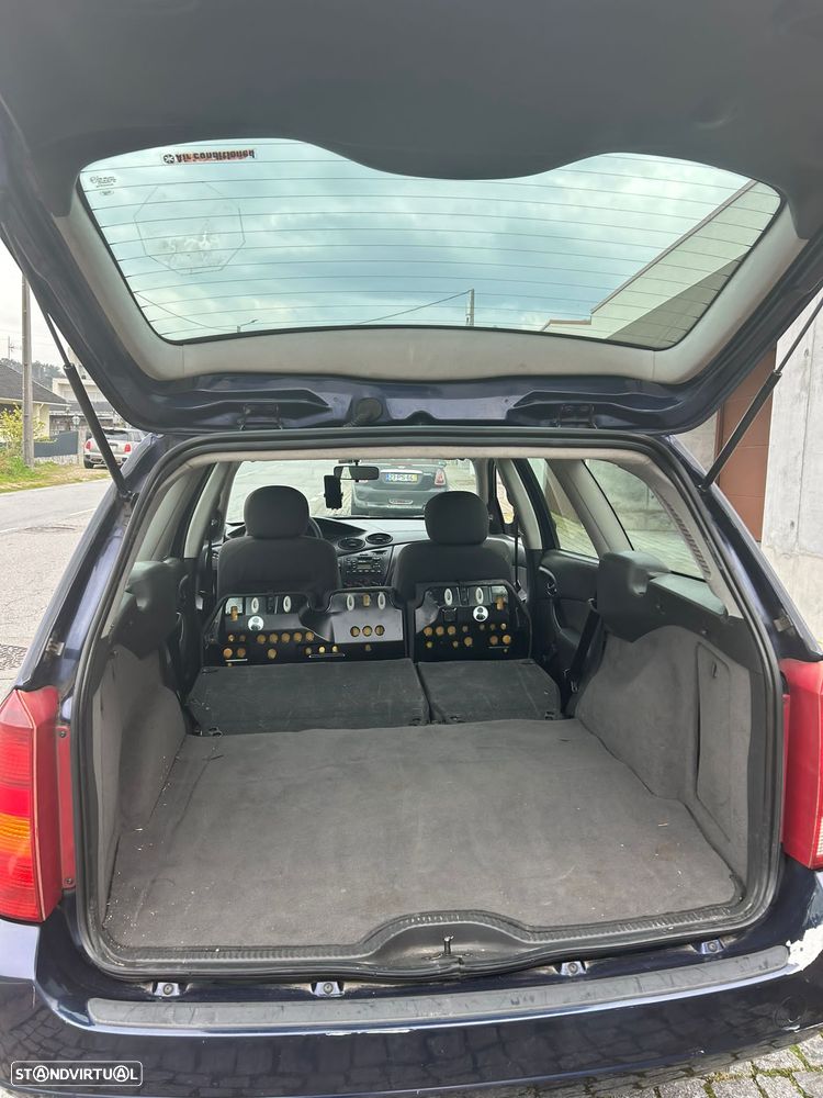 Ford Focus 1.4 Comfort - 8