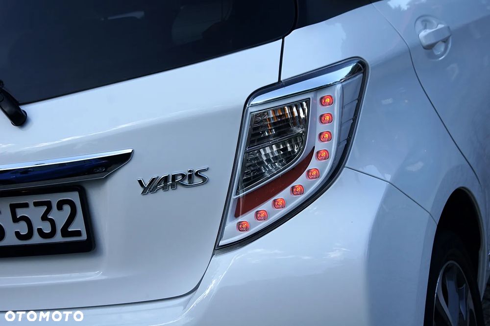 Toyota Yaris 1.33 VVT-i Edition 2014 - 12