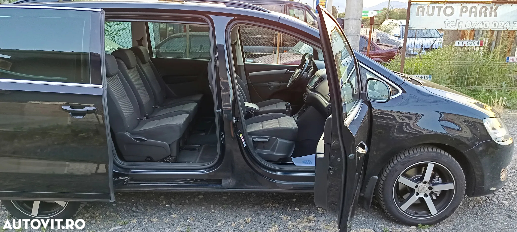 Volkswagen Sharan 2.0 TDI BlueMotion Technology Comfortline - 11