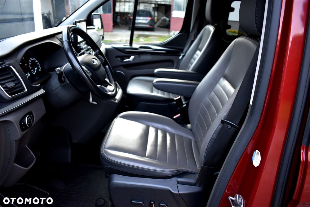 Ford Tourneo Custom 320 L1H1 VA Autm Titanium X - 14