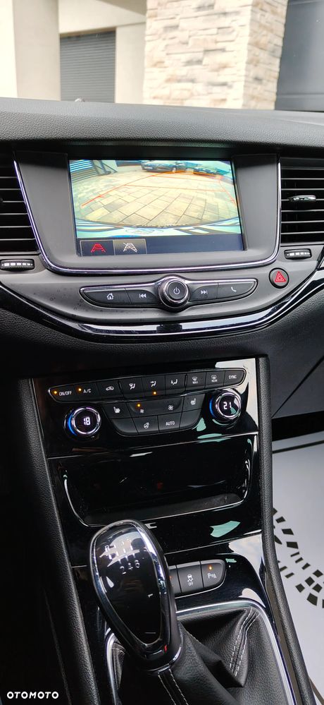 Opel Astra 1.4 Turbo Innovation - 23