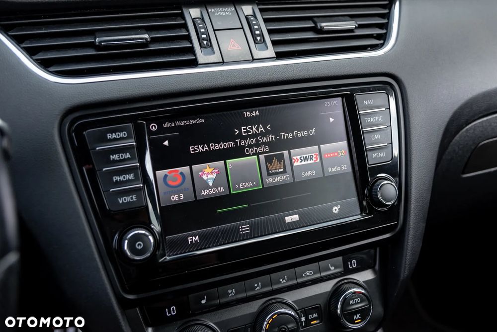 Skoda Octavia 2.0 TSI (Green tec) DSG RS - 31