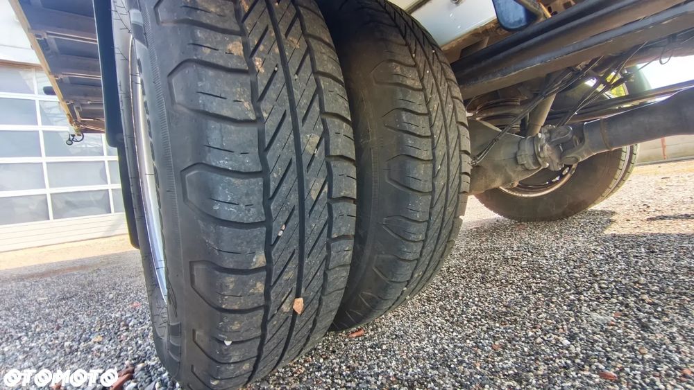 Mercedes-Benz SPRINTER 12EP DRZWI TYŁ 5,5M BLIZNIAK WYS. RAMPOWA SALON PL BEZWYPADKOWY FV23% ZADBANY SERWIS ASO 317 517 DO 3,5T DMC - 20