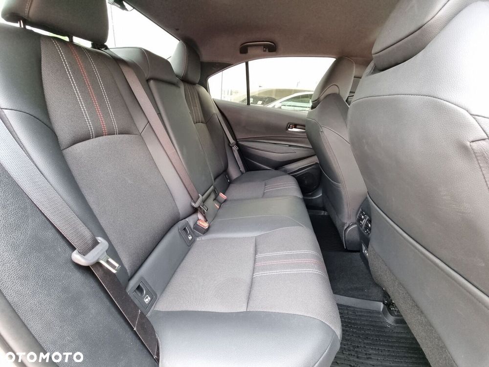 Toyota Corolla 1.8 Hybrid GR Sport Dynamic - 13
