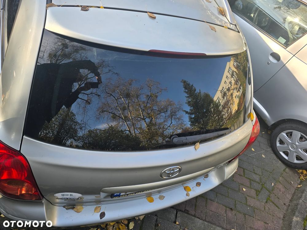 Toyota Avensis 2.0 VVT-i Sol - 4