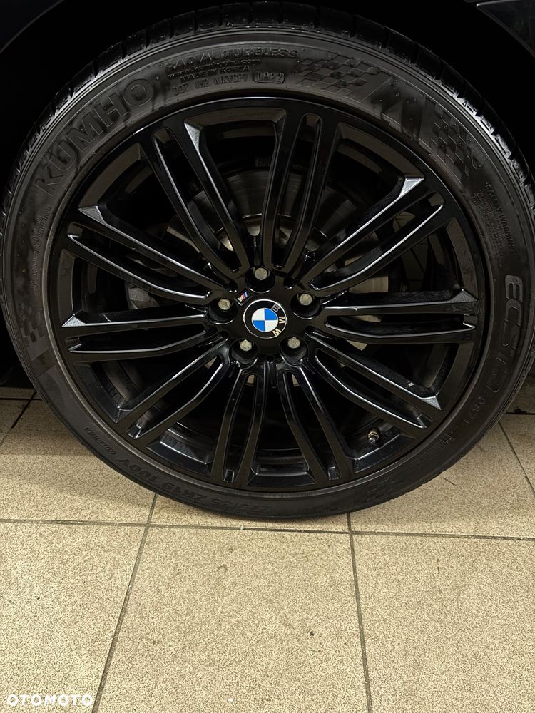 BMW Seria 5 - 25