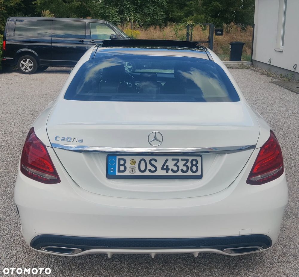 Mercedes-Benz Klasa C 200 d T 7G-TRONIC AMG Line - 6