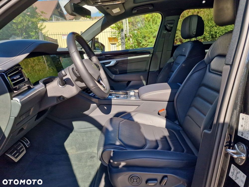 Volkswagen Touareg 3.0 V6 TDI SCR 4Mot R-Line - 15