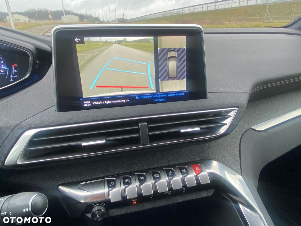 Peugeot 3008 1.5 BlueHDi GT S&S - 23