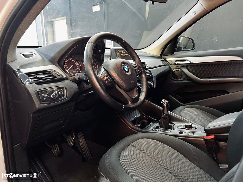 BMW X1 16 d sDrive Advantage - 21