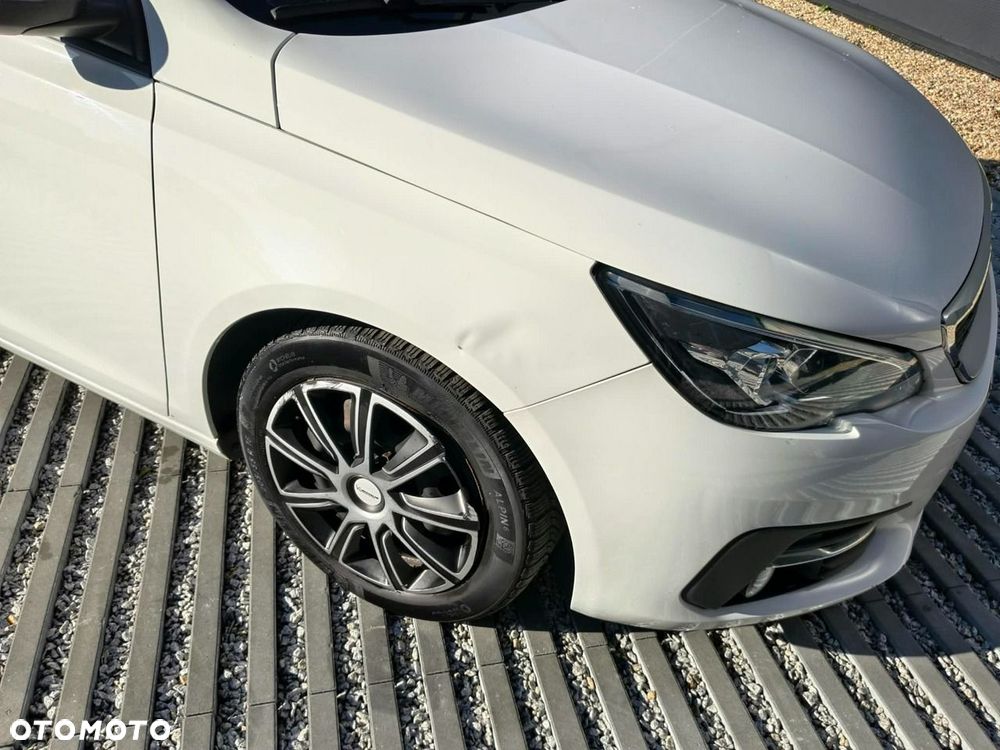 Peugeot 308 - 17