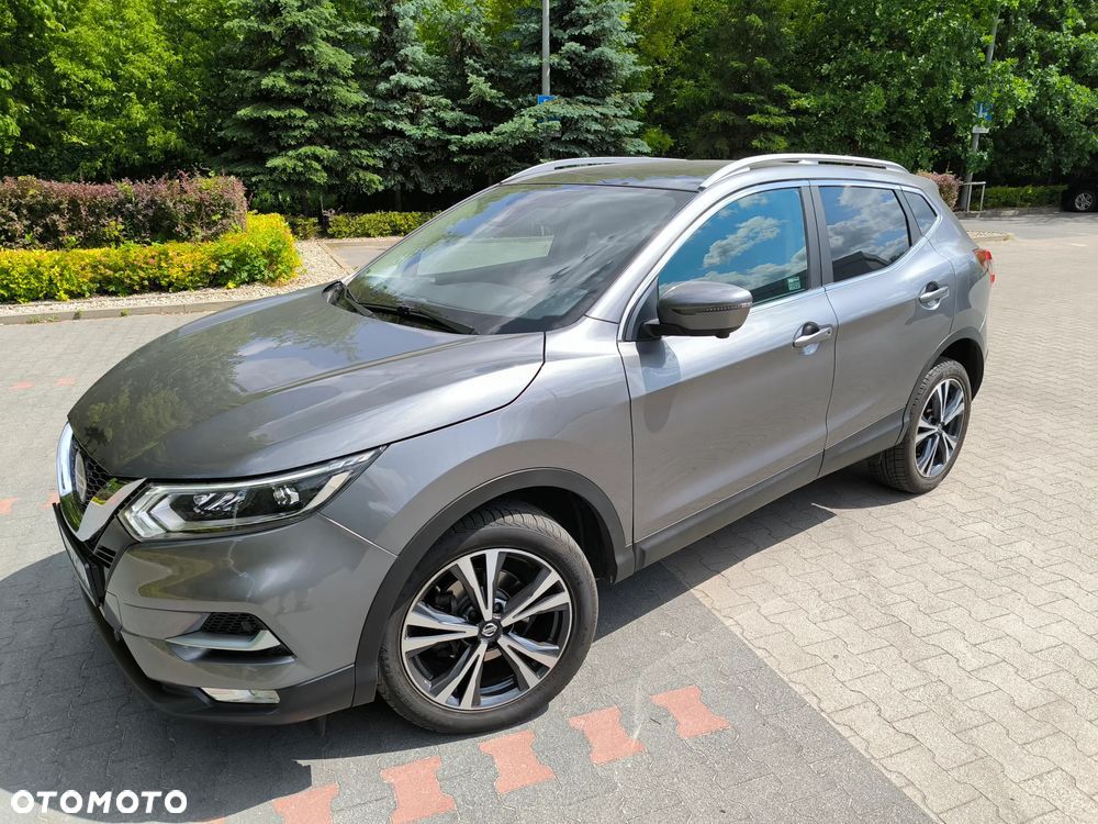 Nissan Qashqai 1.3 DIG-T N-Connecta - 1