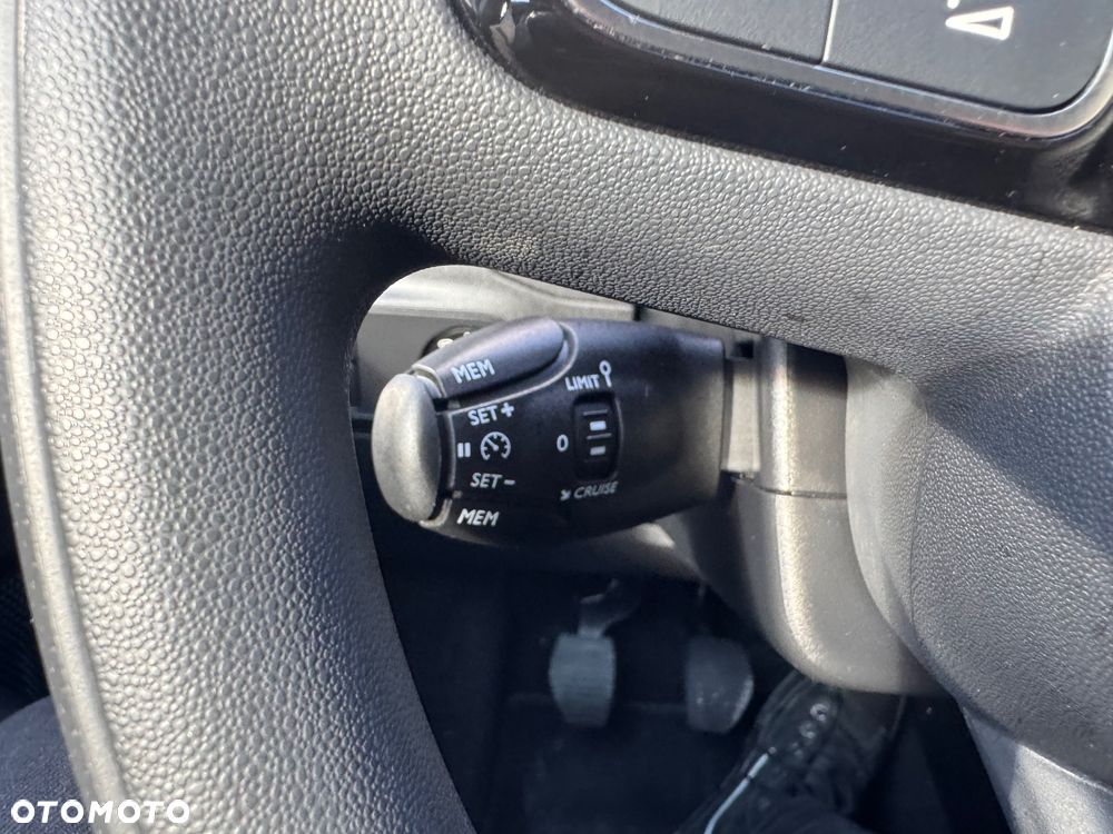 Citroën C3 1.2 PureTech Feel - 19