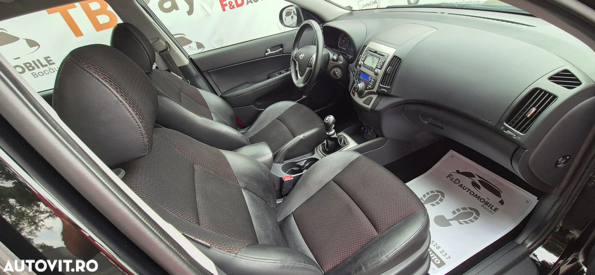 Hyundai i30 1.6 CRDI Fifa World Cup Edition - 16