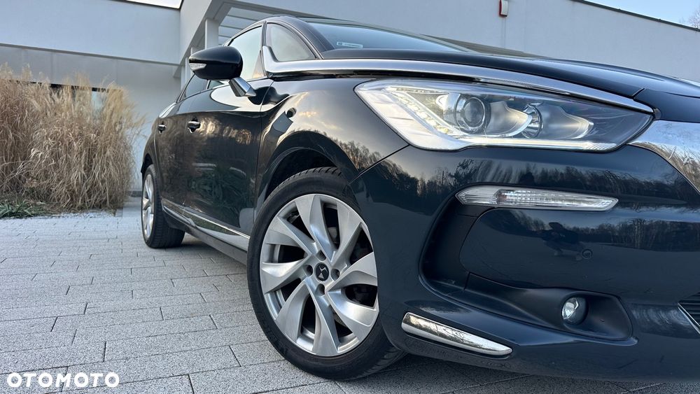 DS Automobiles DS 5 - 10