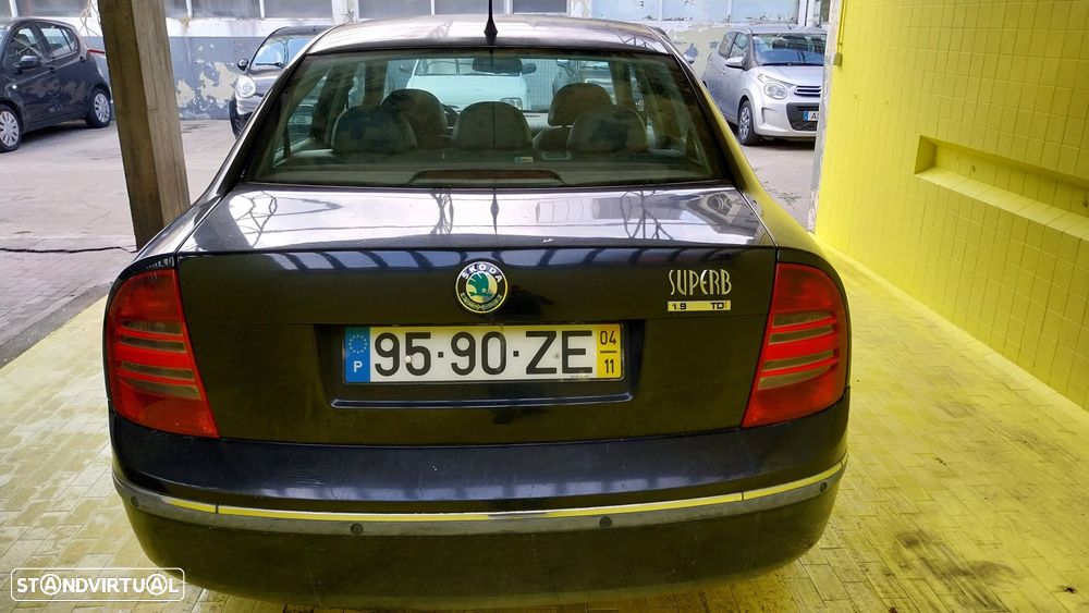 Skoda Superb 1.9 TDi Comfort - 19