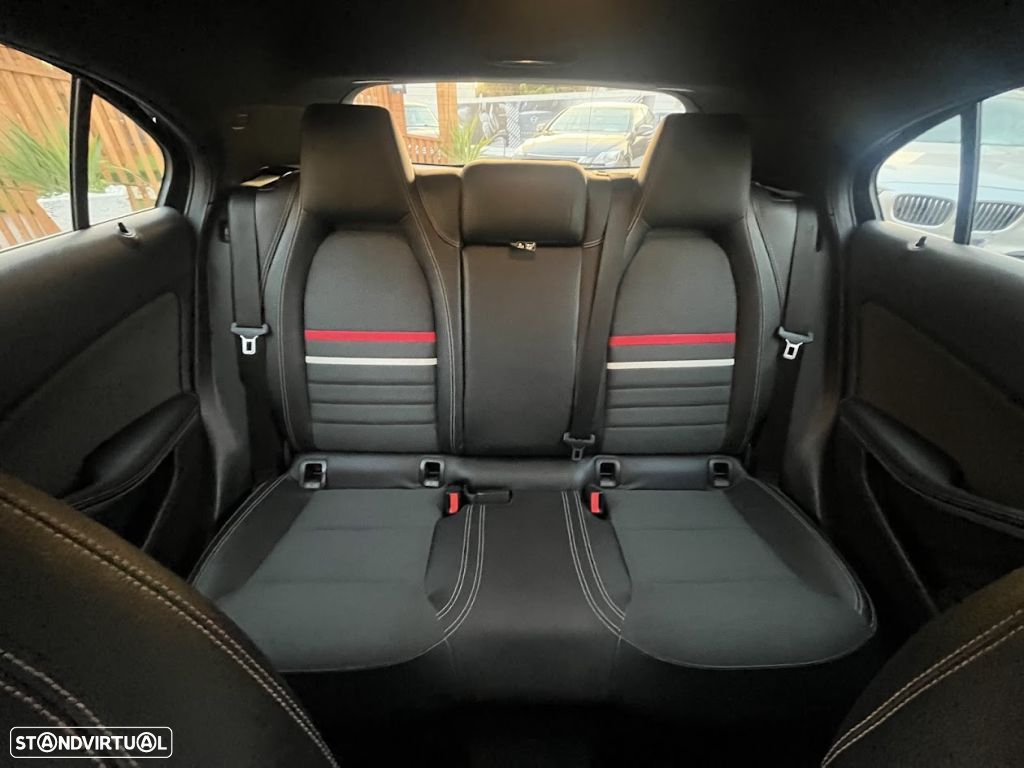 Mercedes-Benz A 180 CDi BE Urban - 38