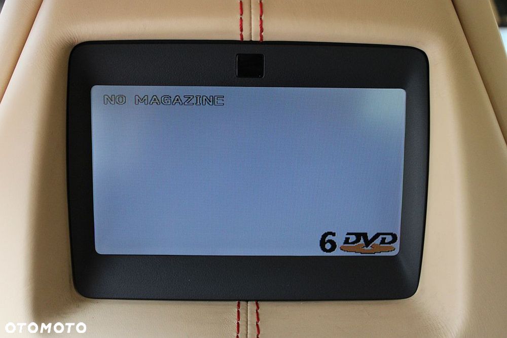 Aston Martin Rapide S - 37