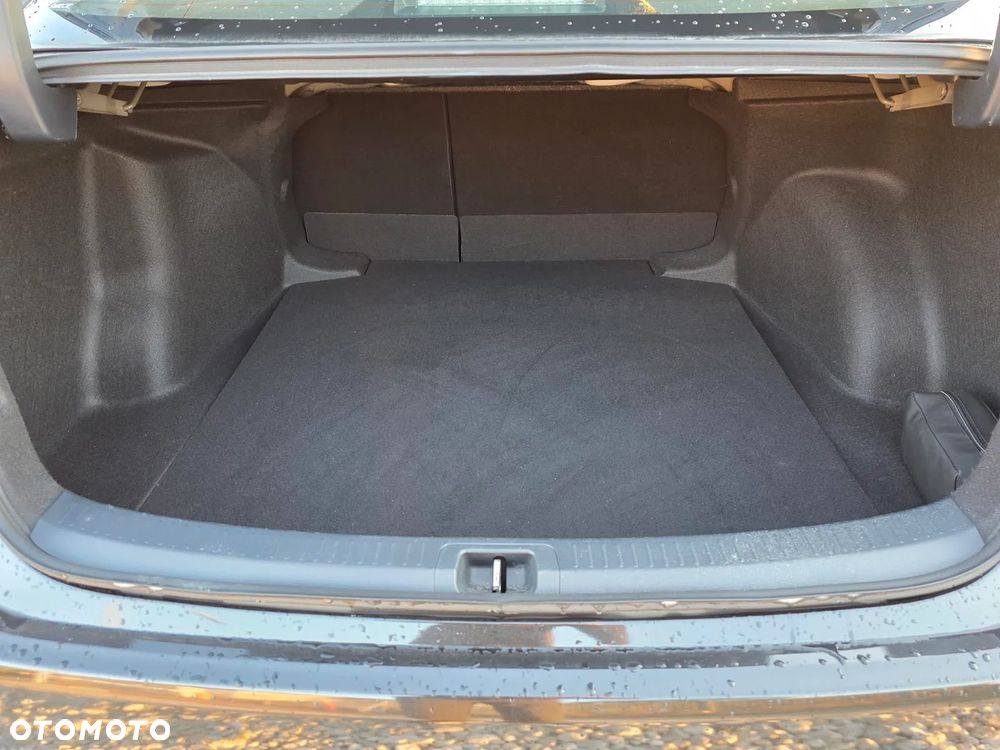Toyota Corolla 1.8 Hybrid Comfort - 20