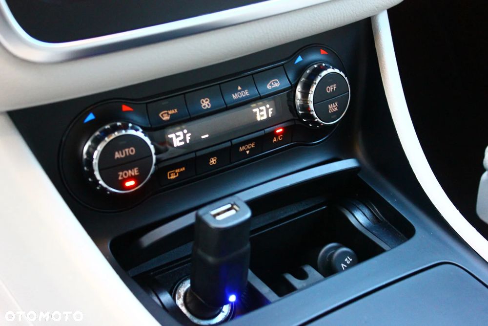 Mercedes-Benz CLA 250 4Matic 7G-DCT - 26