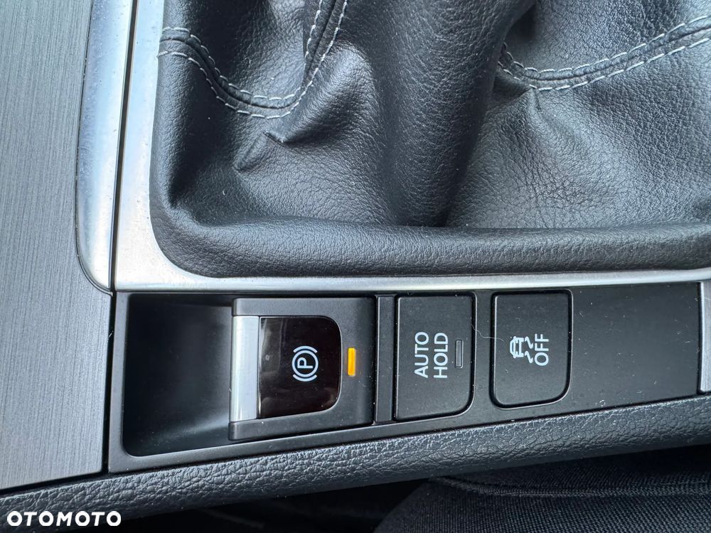 Volkswagen Passat Variant ver-variant-2-0-tdi-bluemotion-technology-highline - 15