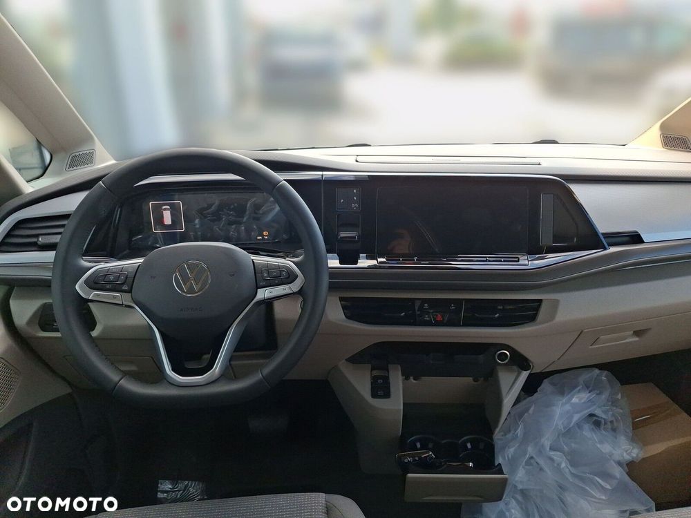 Volkswagen Multivan - 16